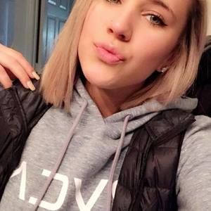 Meet your Posher, Katelin